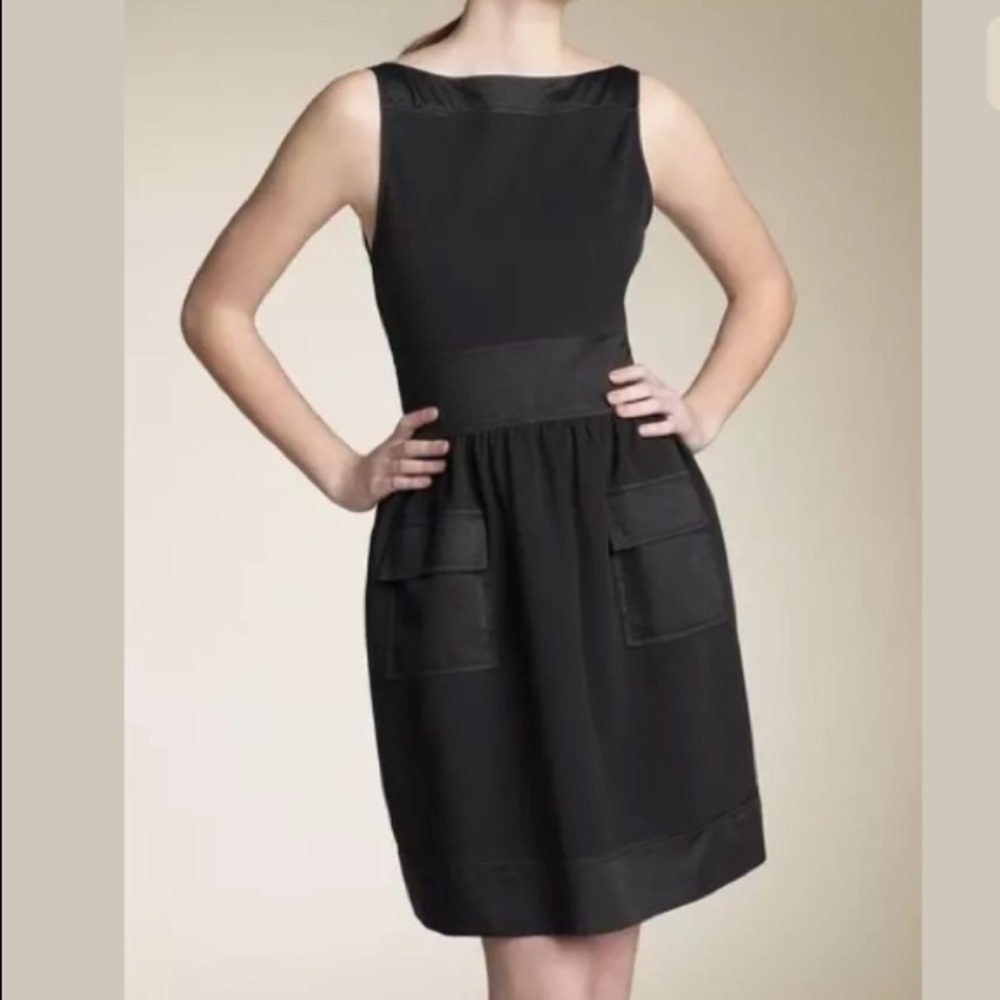 Diane Von Furstenberg Black Sleeveless Dress